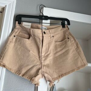 New Francesca women’s comfortable denim material high rise 90 shorts belt loops